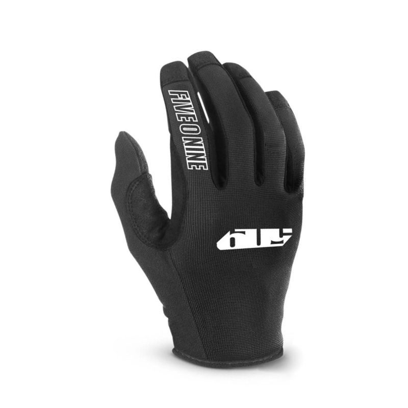 4 low gloves Black.01