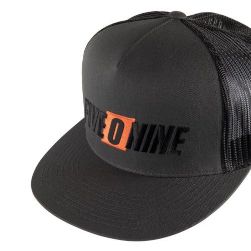 five o nine flat billed trucker hat Gray.02