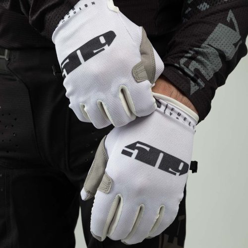 low 5 gloves White2023.07