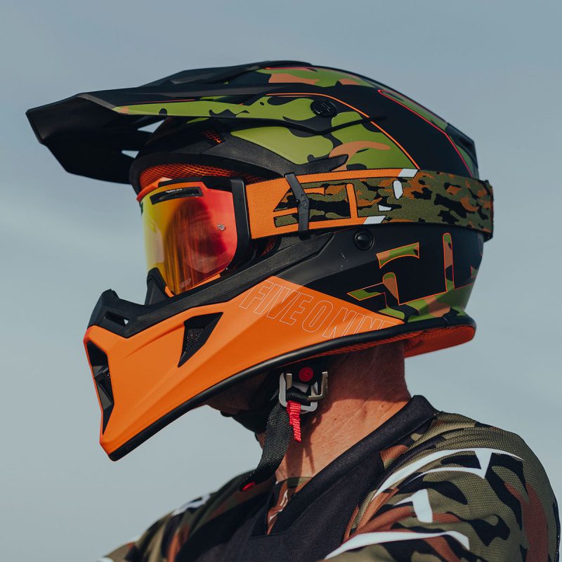 tactical offroad helmet HunterCamo.04