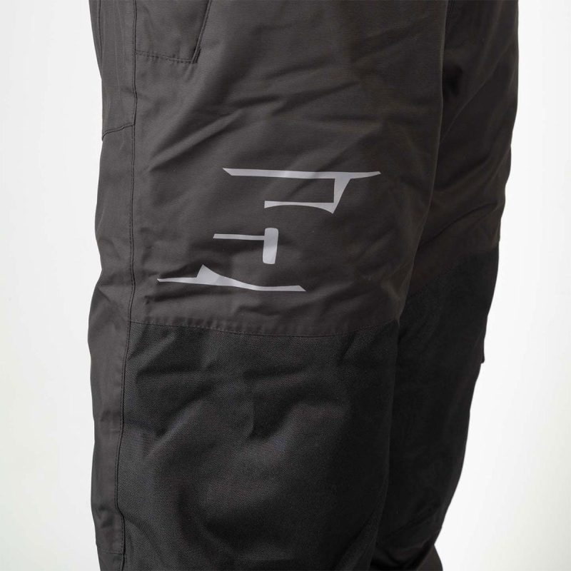 temper insulated overalls Black.03