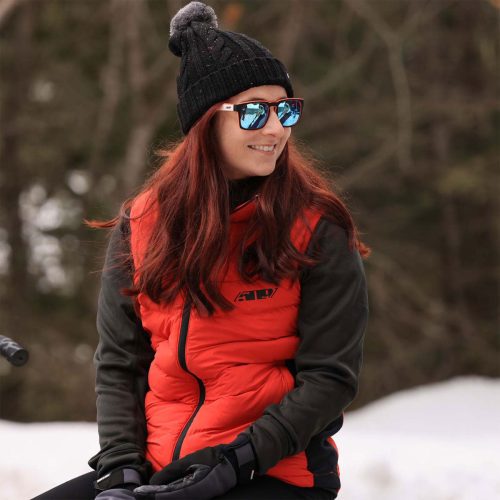 womens syn down hybrid vest ApexRed.03